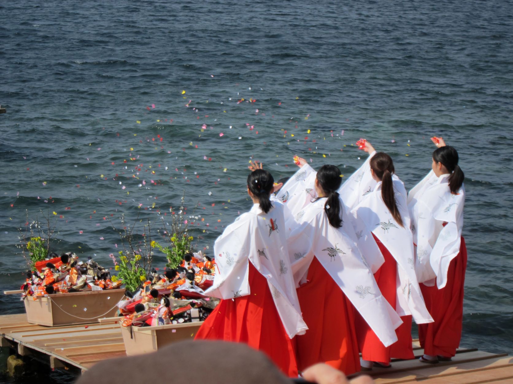 淡嶋神社ひな流し