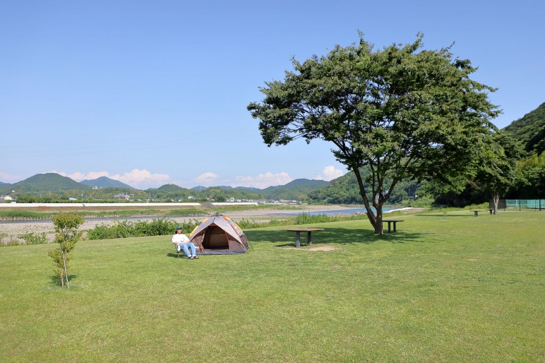 キャンプ