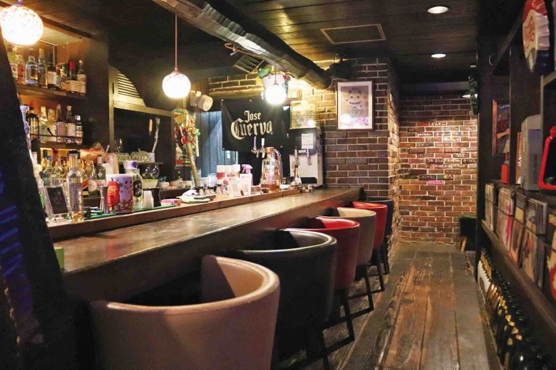 大人の隠れ家 Bar BiN5（ビンゴ）